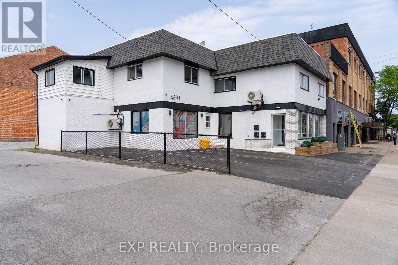 4691 Ontario Avenue Property Photo 3