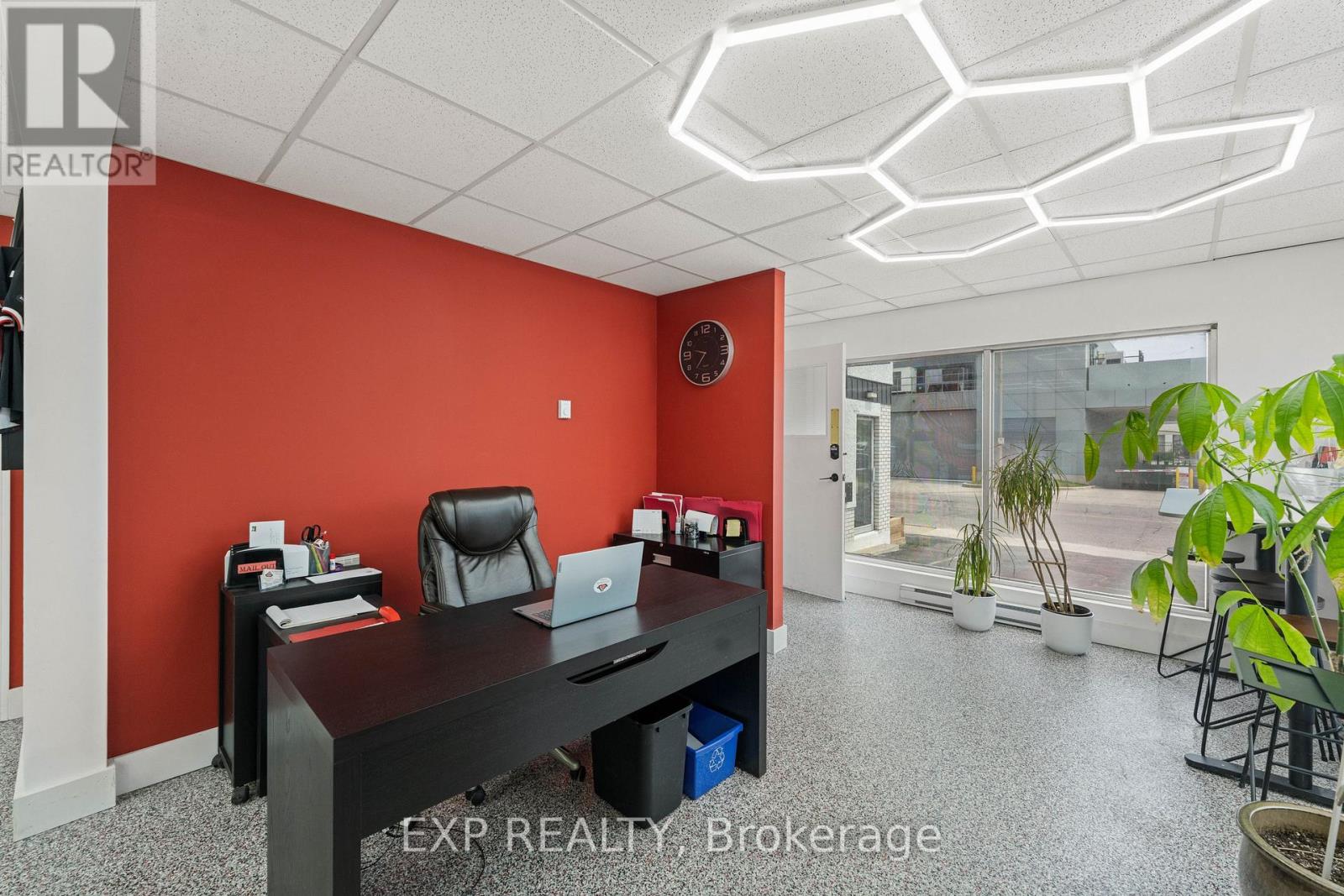 4691 Ontario Avenue Property Photo 14
