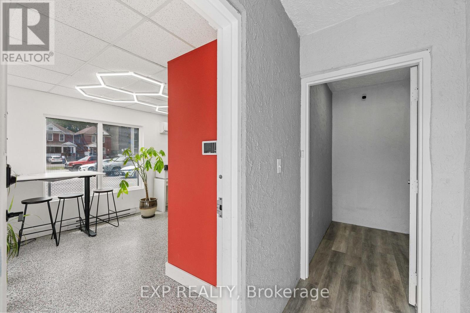 4691 Ontario Avenue Property Photo 17