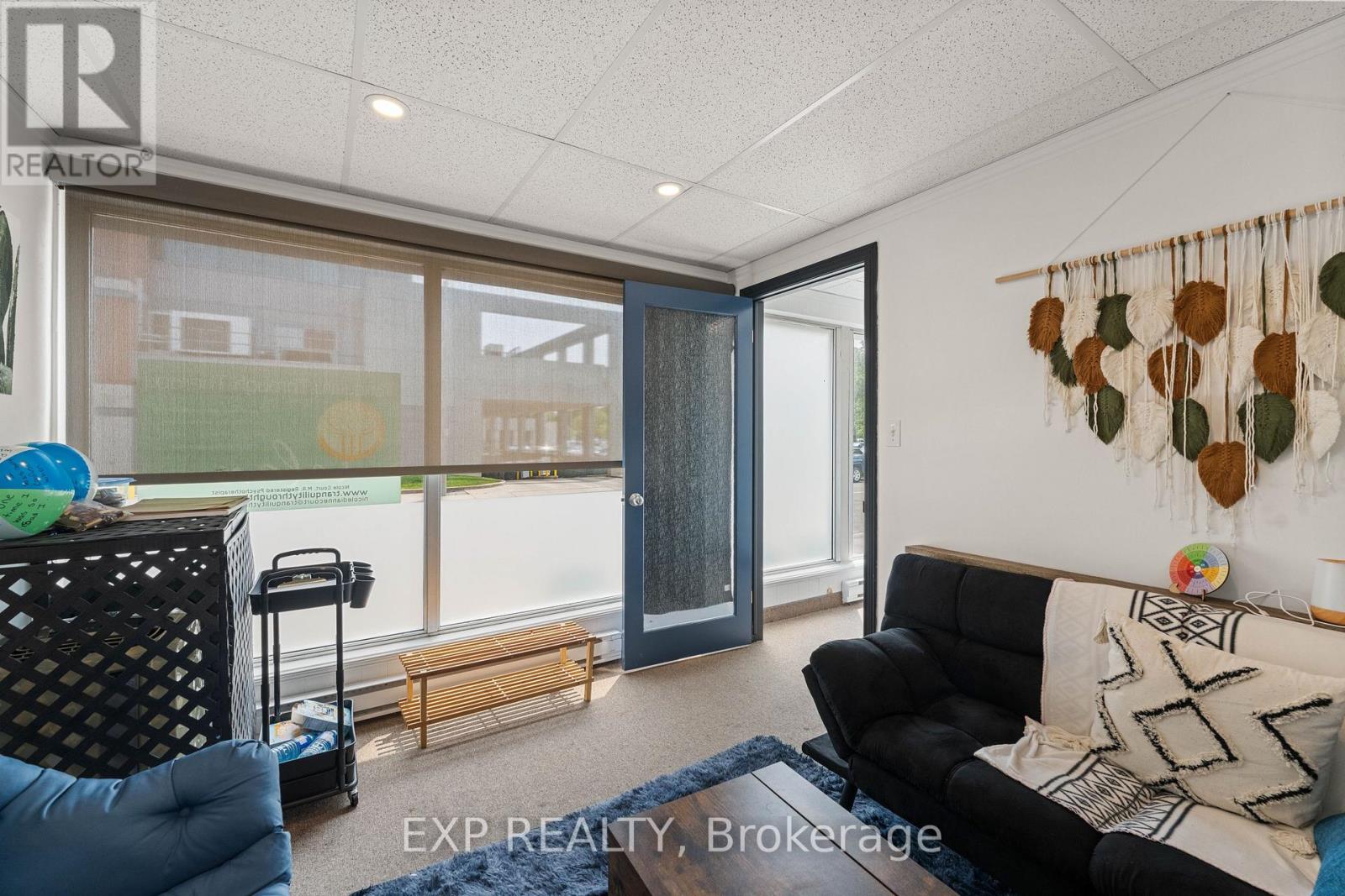 4691 Ontario Avenue Property Photo 20