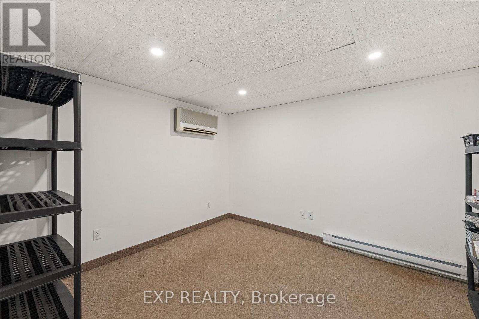 4691 Ontario Avenue Property Photo 24