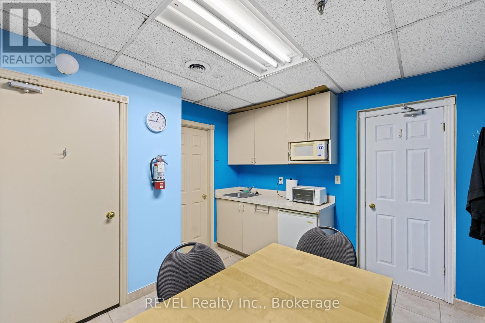 9 - 290 Glendale Avenue Property Photo 26