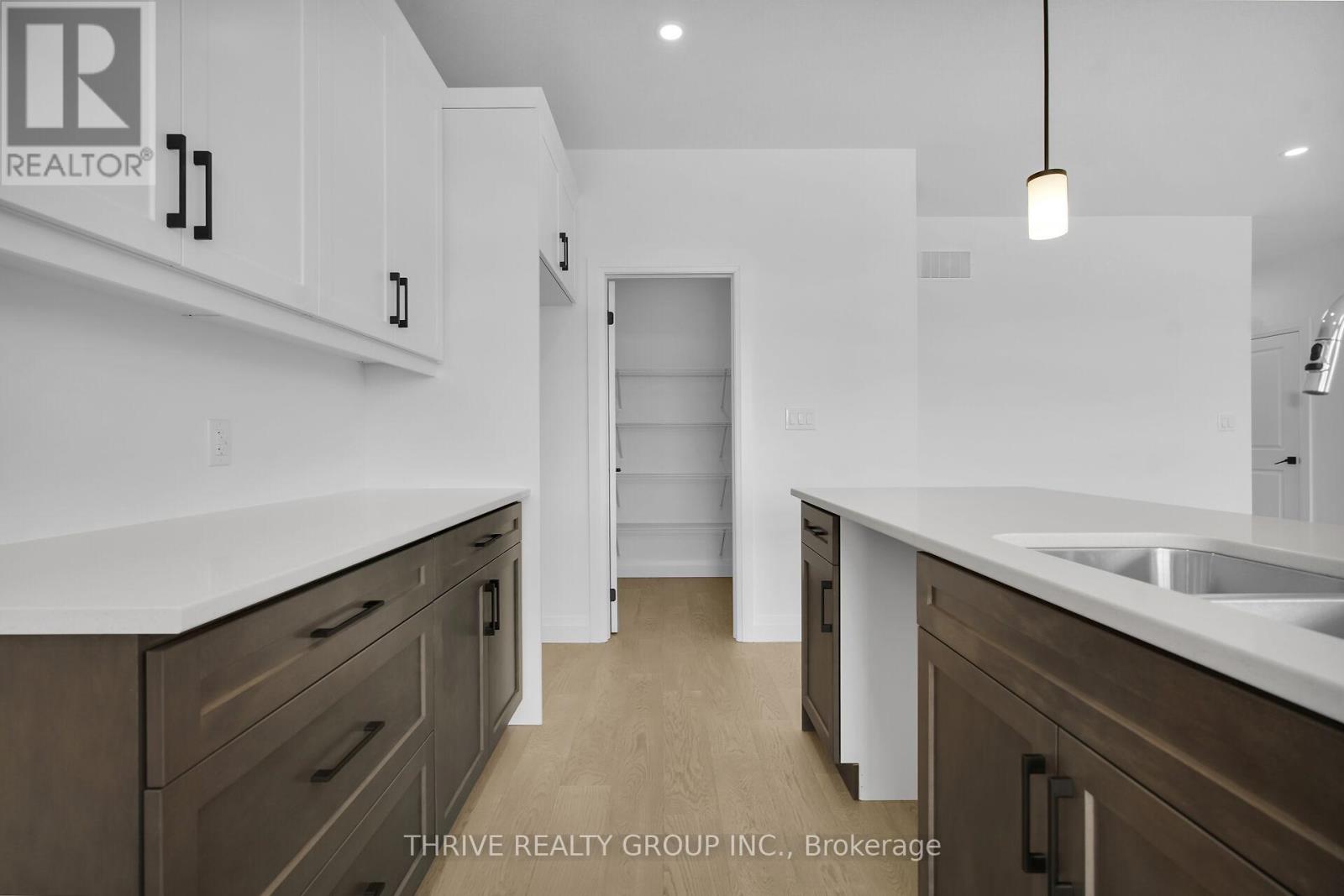 3084 Buroak Drive Property Photo 8