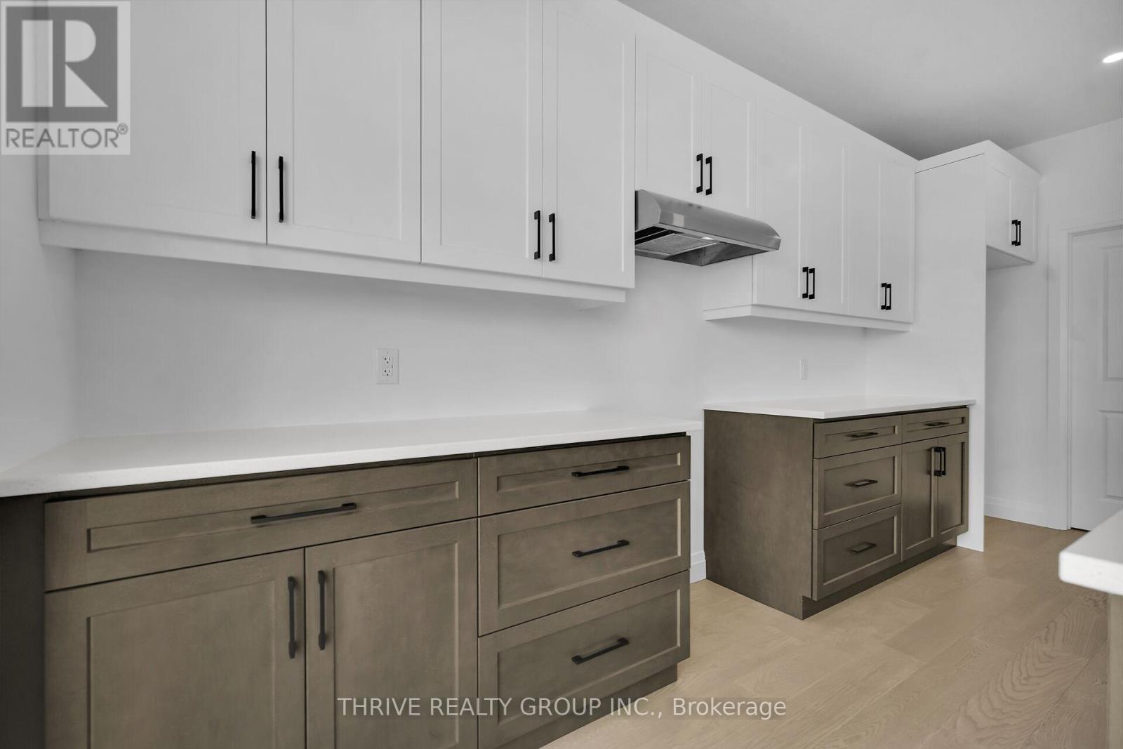 3084 Buroak Drive Property Photo 12