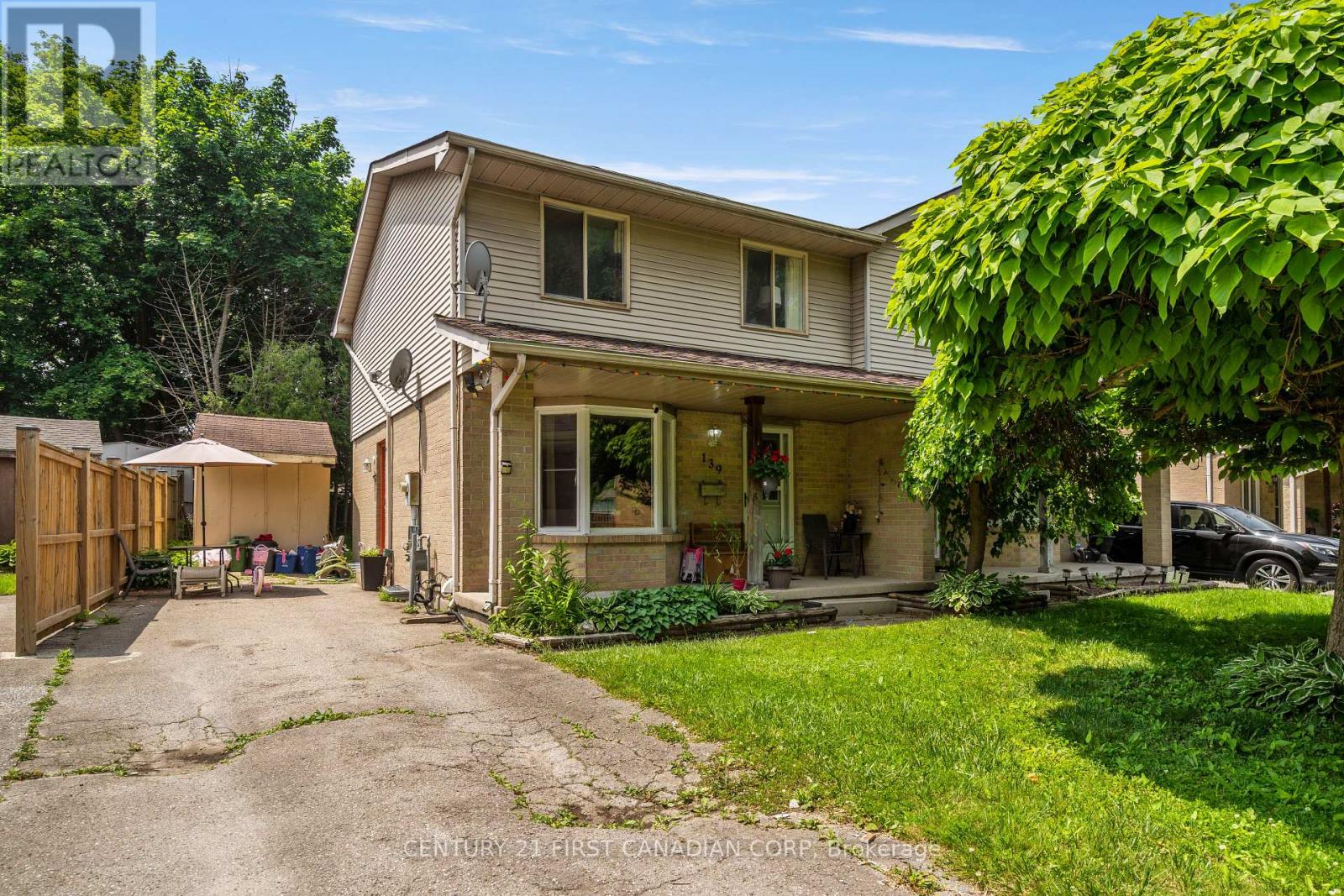 139 KIMBERLEY AVENUE Property Photo 1