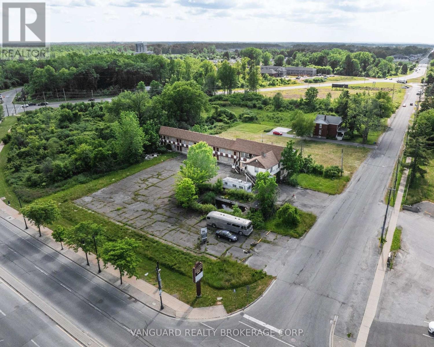 5544 Mcleod Road Property Photo
