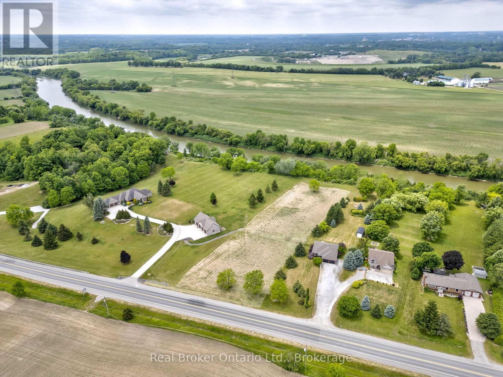 307 Brant County 18 Road Property Photo 1