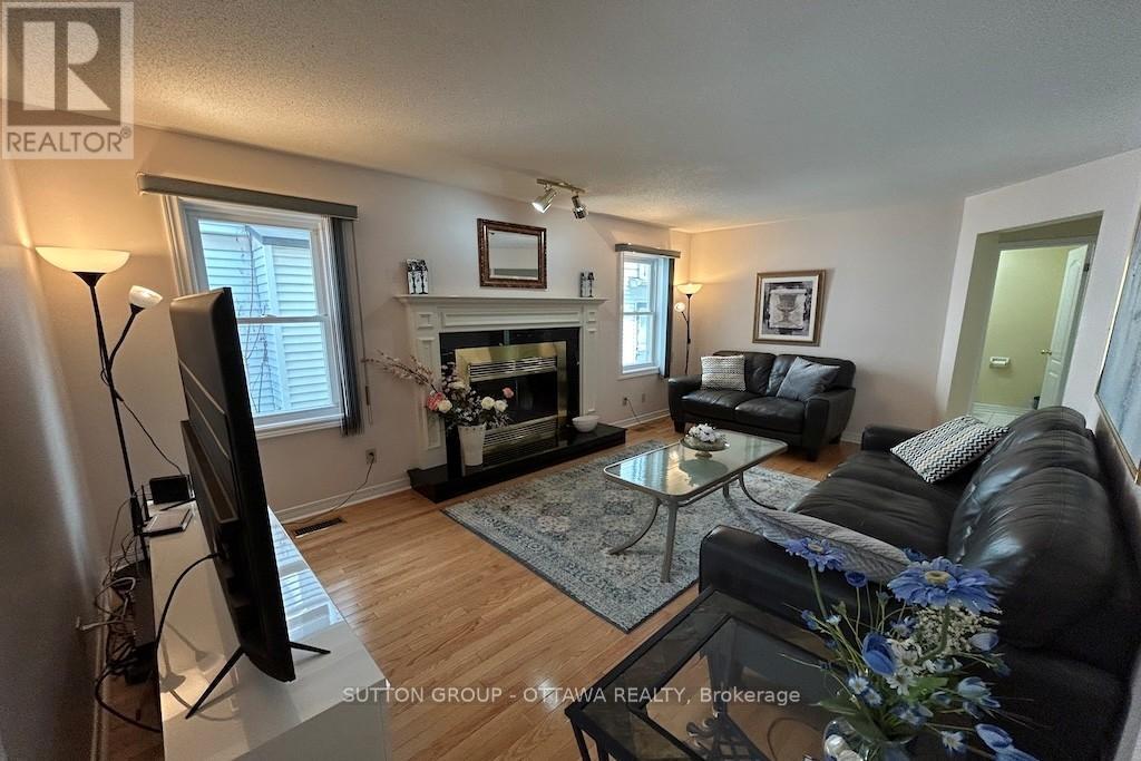 32 Cellini Court W Property Photo 15