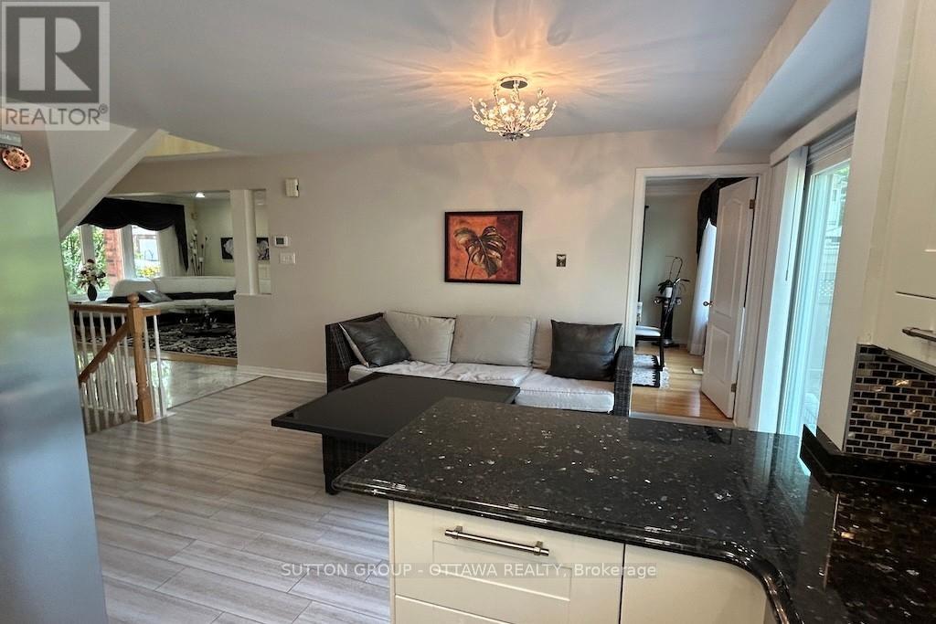 32 Cellini Court W Property Photo 19