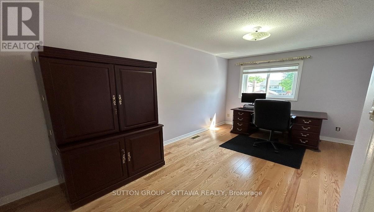 32 Cellini Court W Property Photo 26