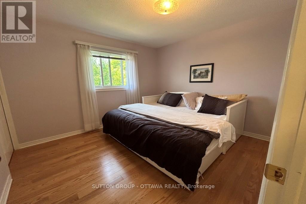 32 Cellini Court W Property Photo 32