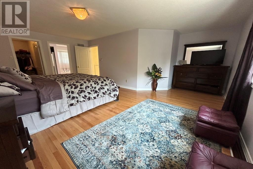 32 Cellini Court W Property Photo 36