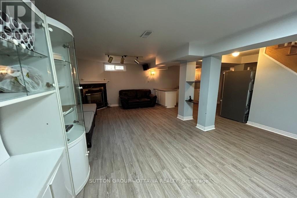 32 Cellini Court W Property Photo 42