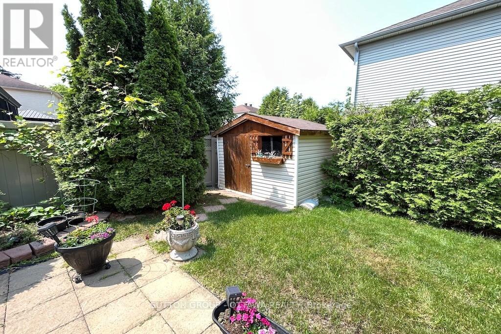 32 Cellini Court W Property Photo 49