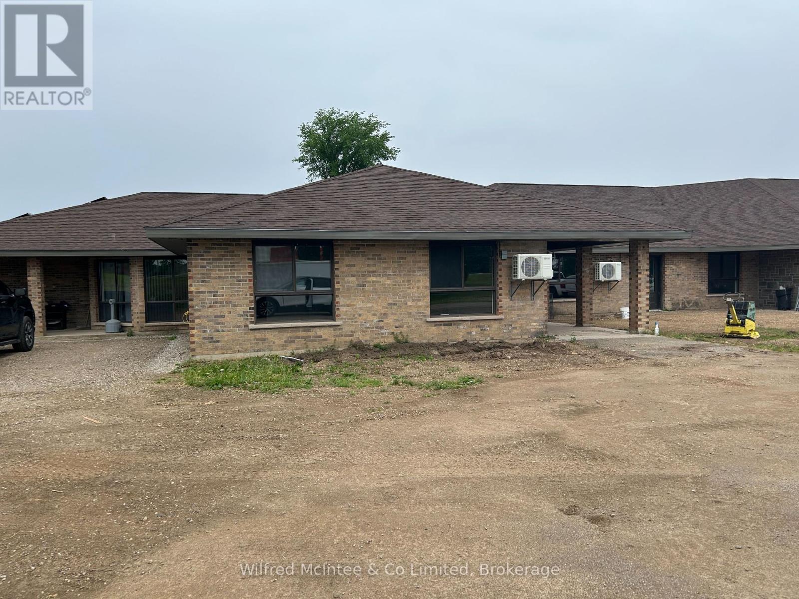 Unit 3 - 380 1st Avenue N Property Photo 1