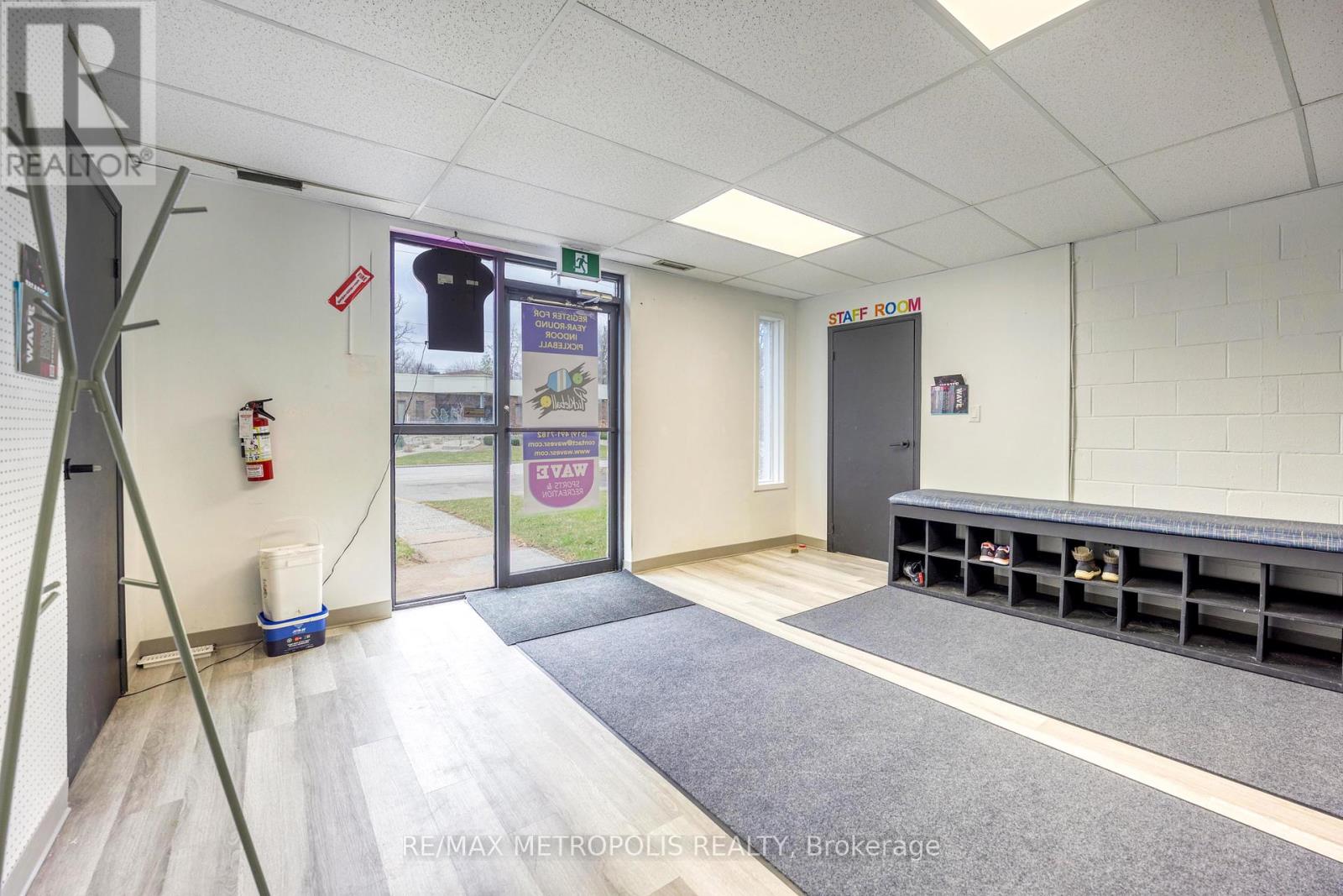 142 Kendall Street Property Photo 3