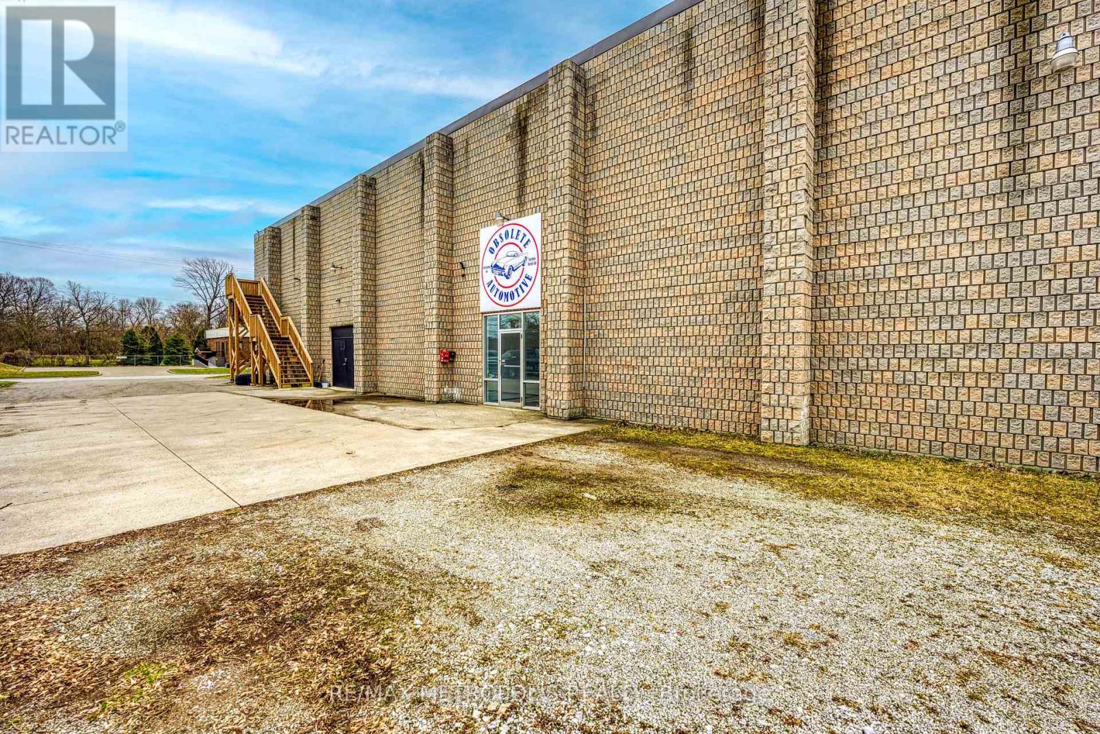 142 Kendall Street Property Photo 24