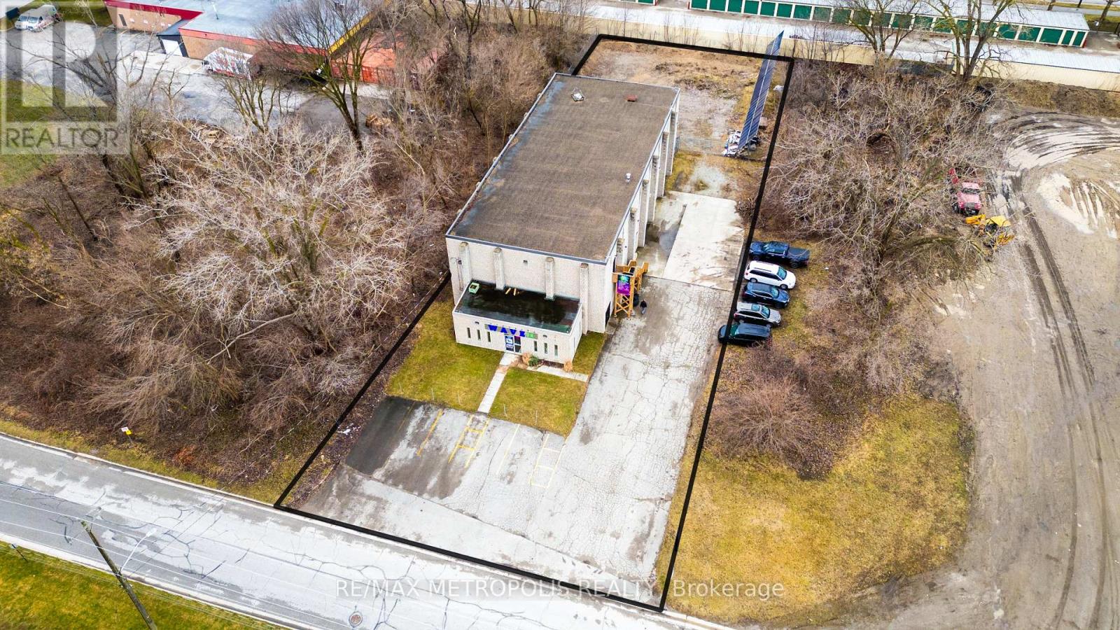 142 Kendall Street Property Photo 27