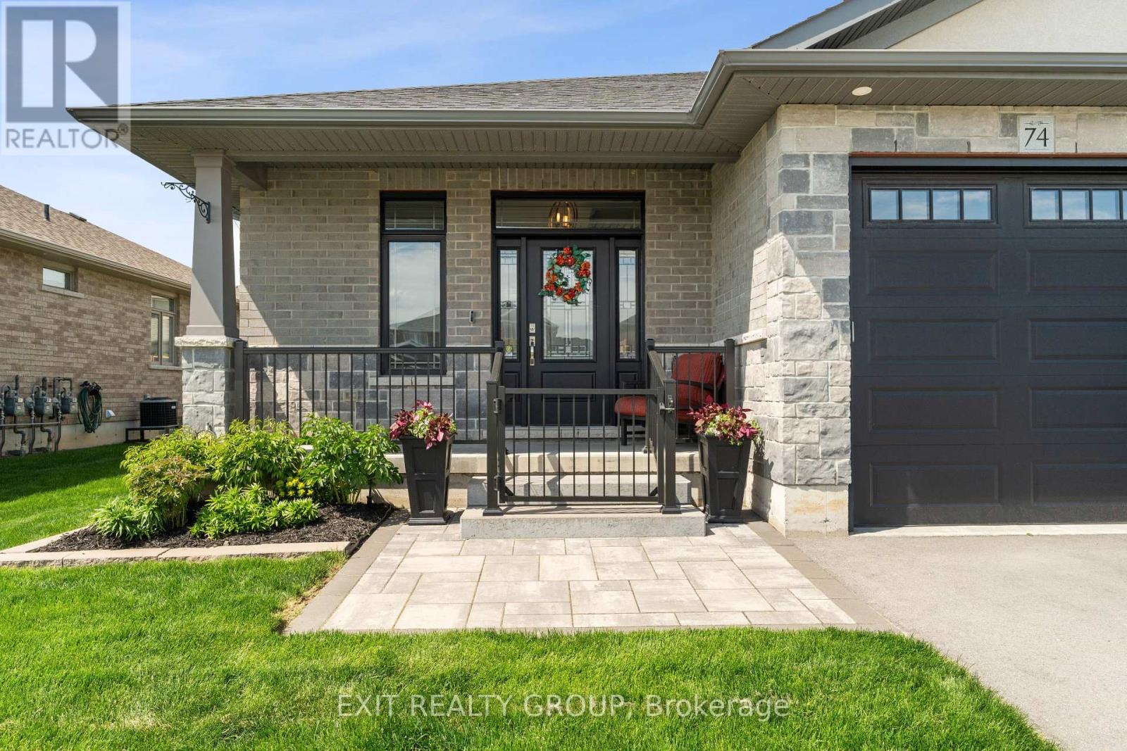 74 Wims Way Property Photo 1