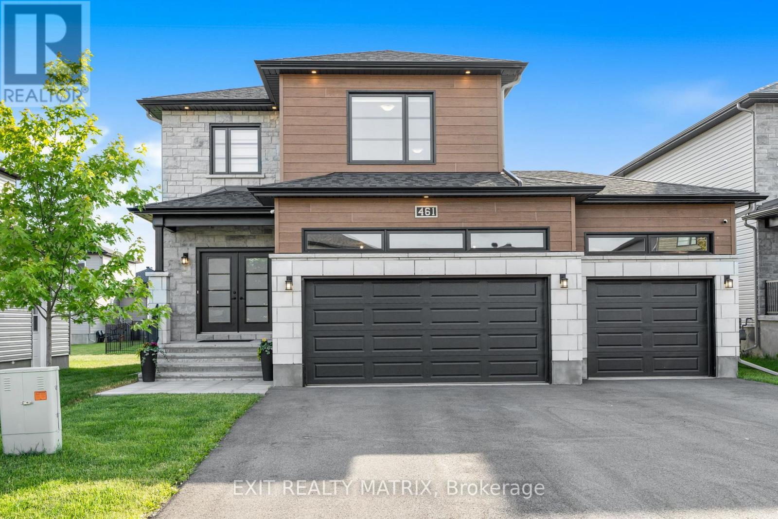 461 AURORA STREET Property Photo 1