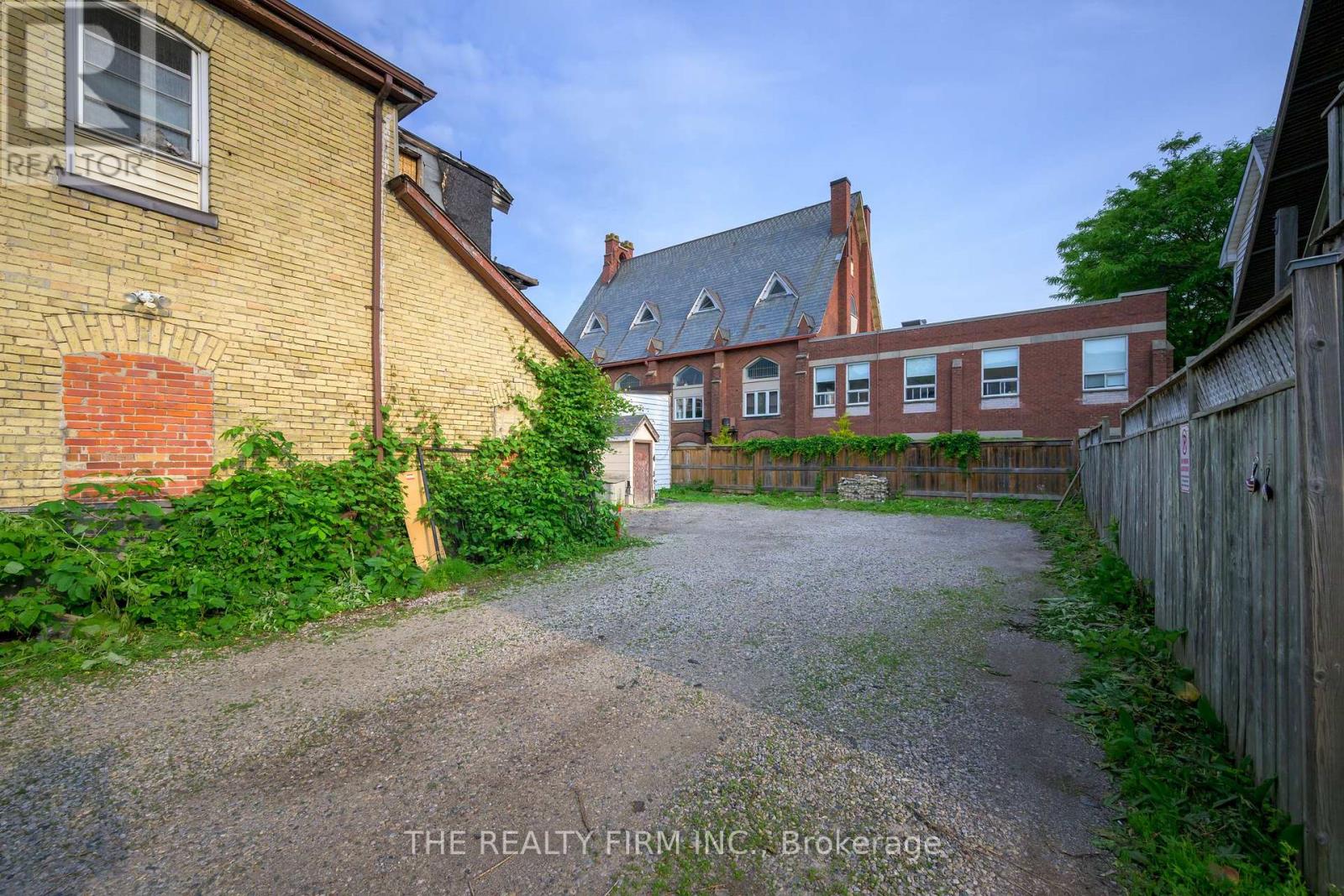 156 Wortley Road Property Photo 32