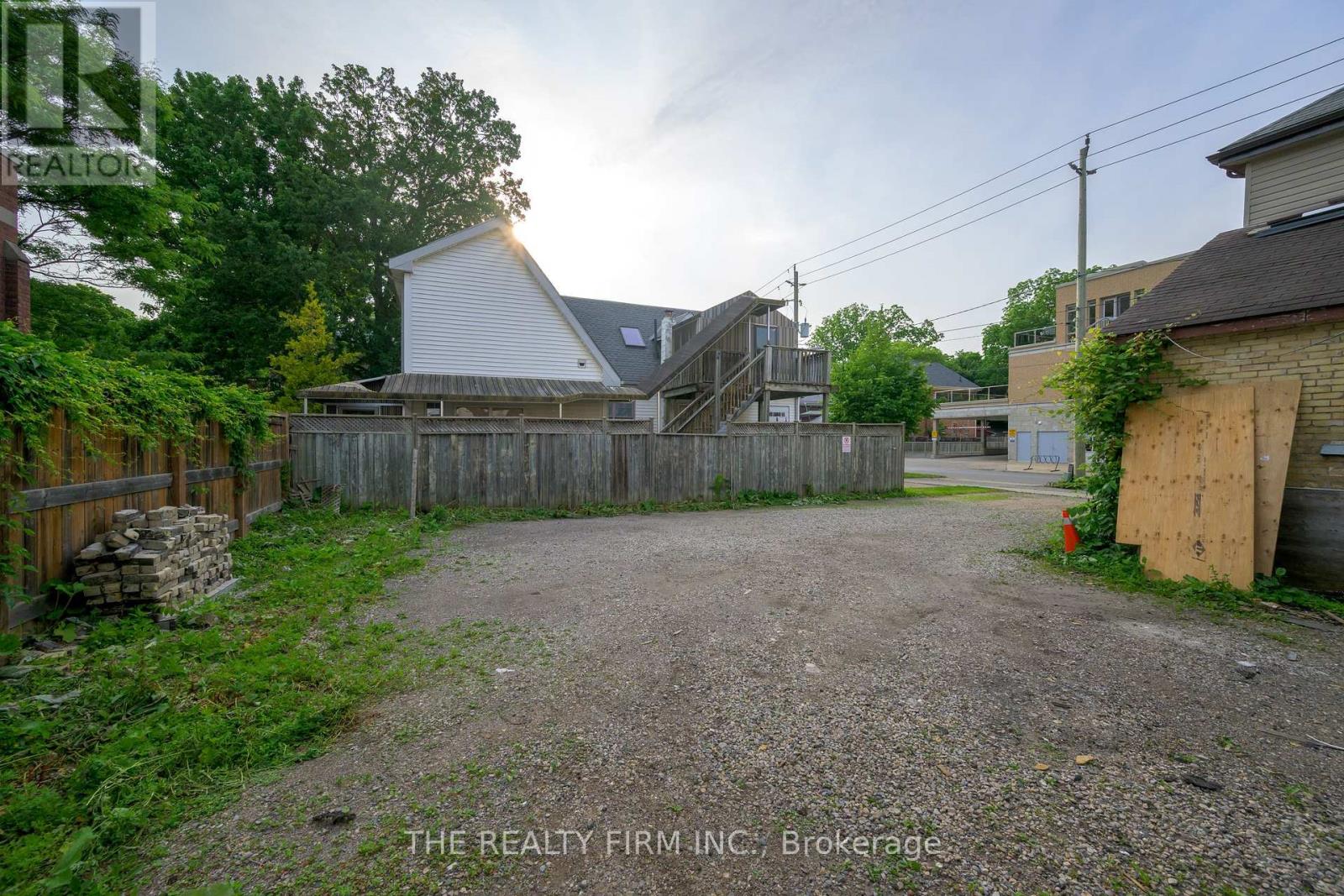 156 Wortley Road Property Photo 34