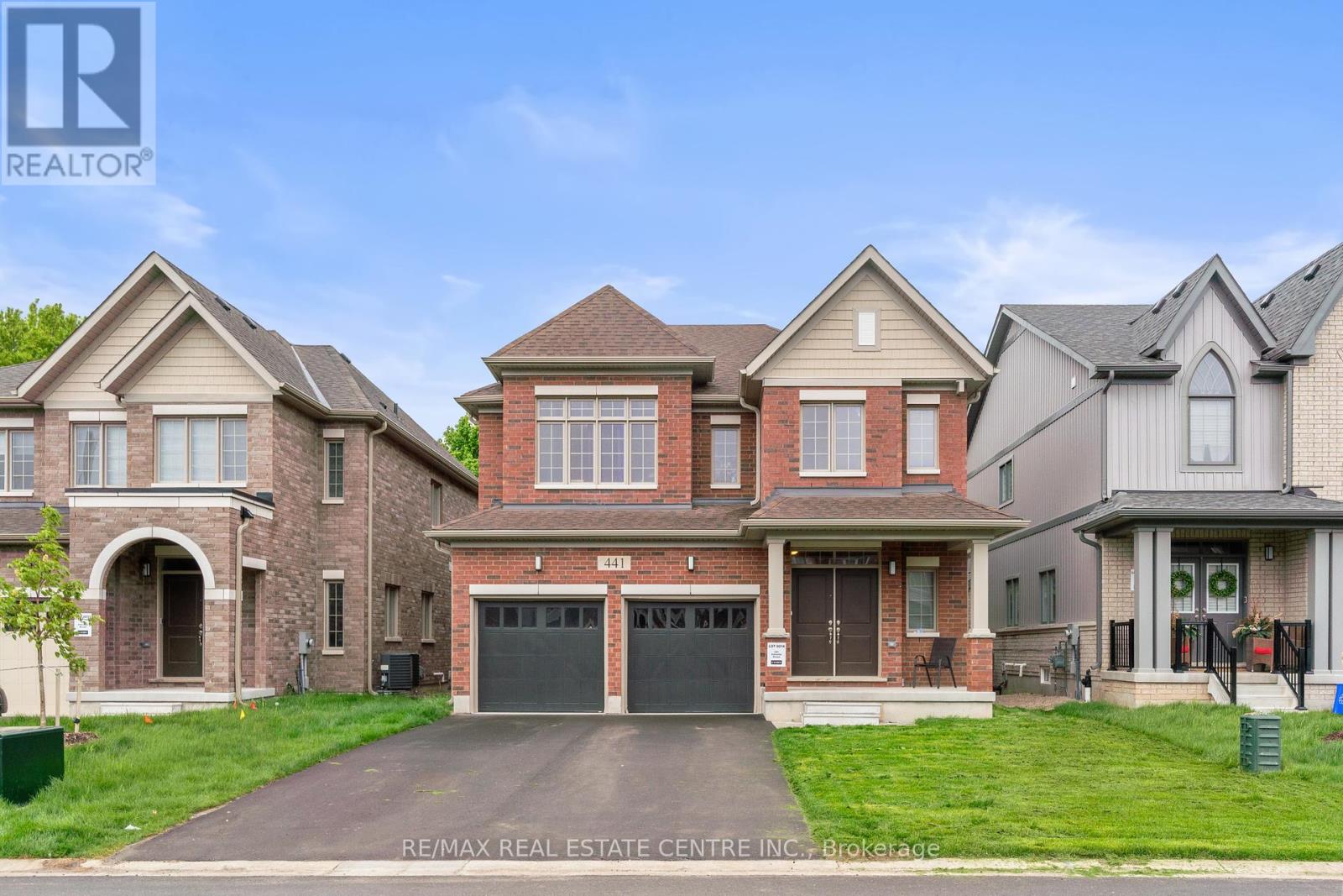 441 Adelaide Street Property Photo 1