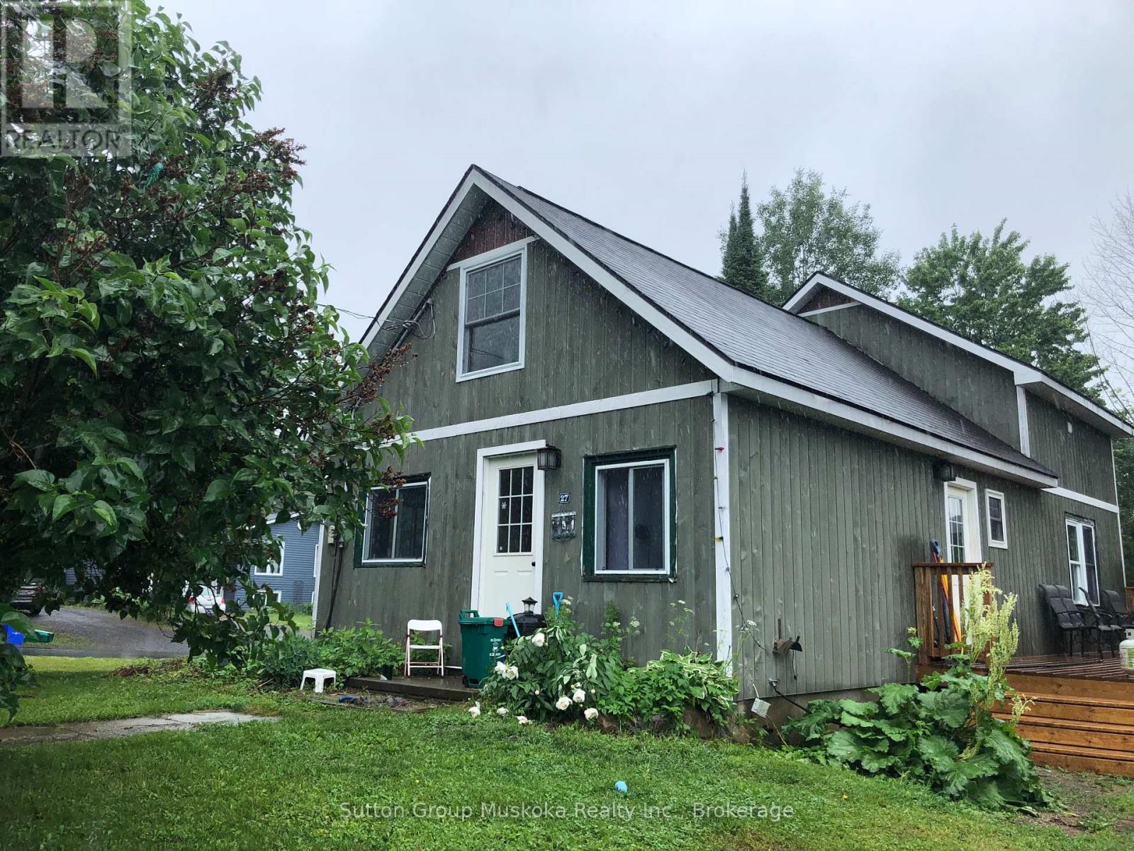 27 HENRY STREET Property Photo 1