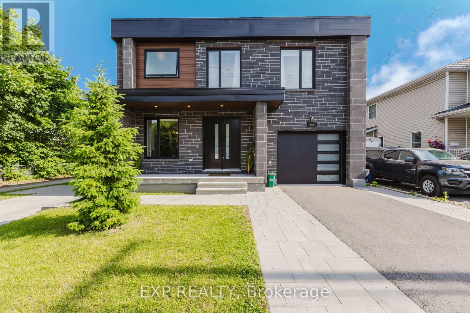 62 COLUMBUS AVENUE Property Photo 1