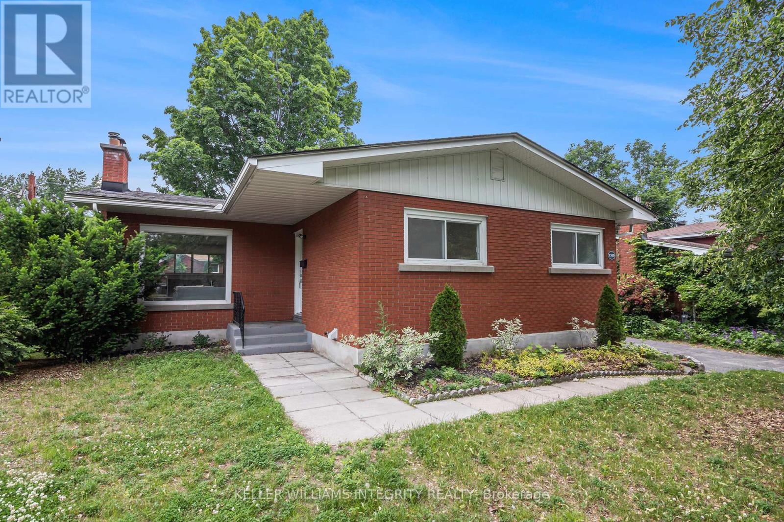 2389 SHELDON AVENUE Property Photo 1
