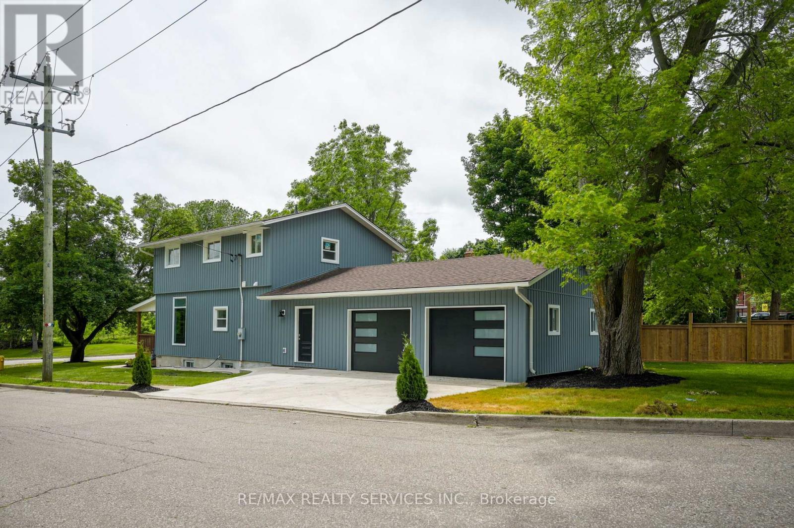 9 High Street E Property Photo 1