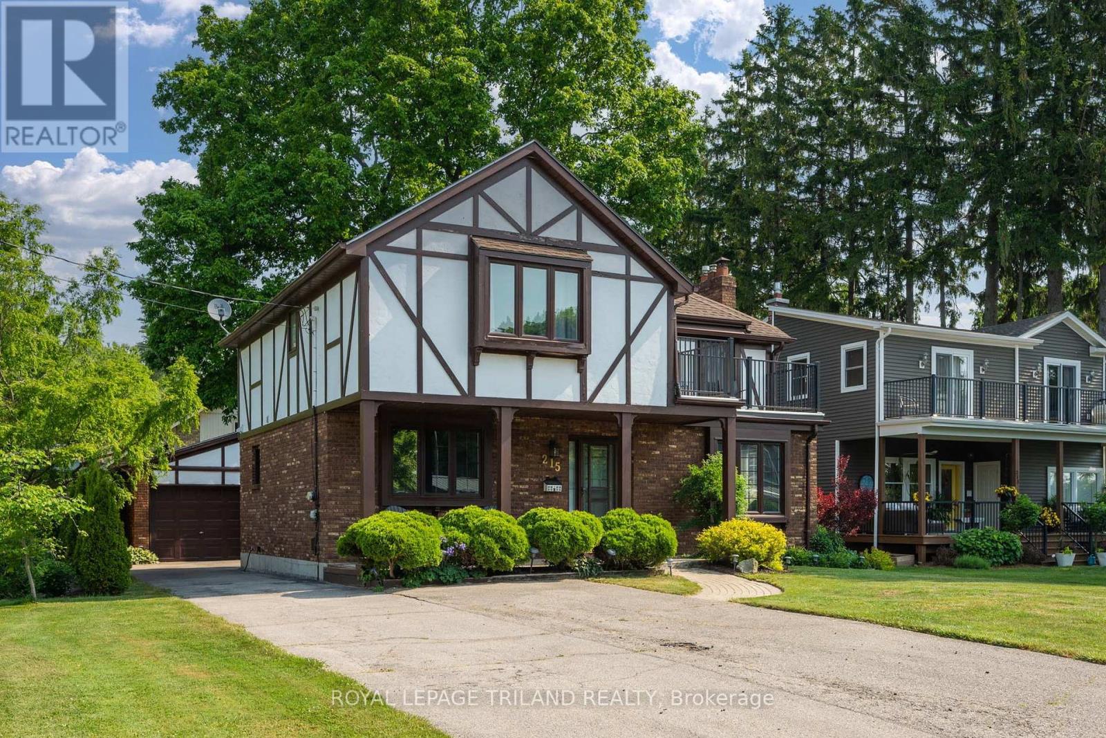 215 Kitchener Avenue Property Photo 1