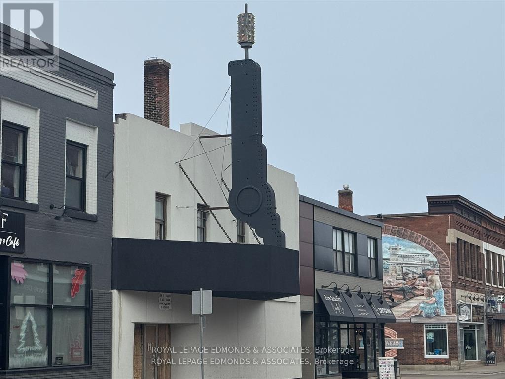 193 Pembroke Street W Property Photo 2