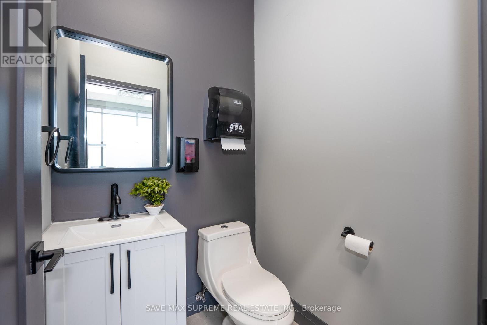 G218 - 450 Hespeler Road Property Photo 31