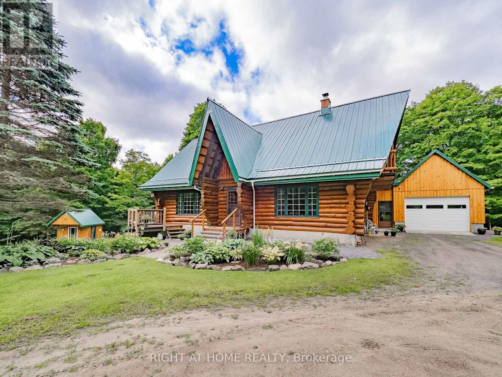 1696 Highway 118 E Property Photo 1