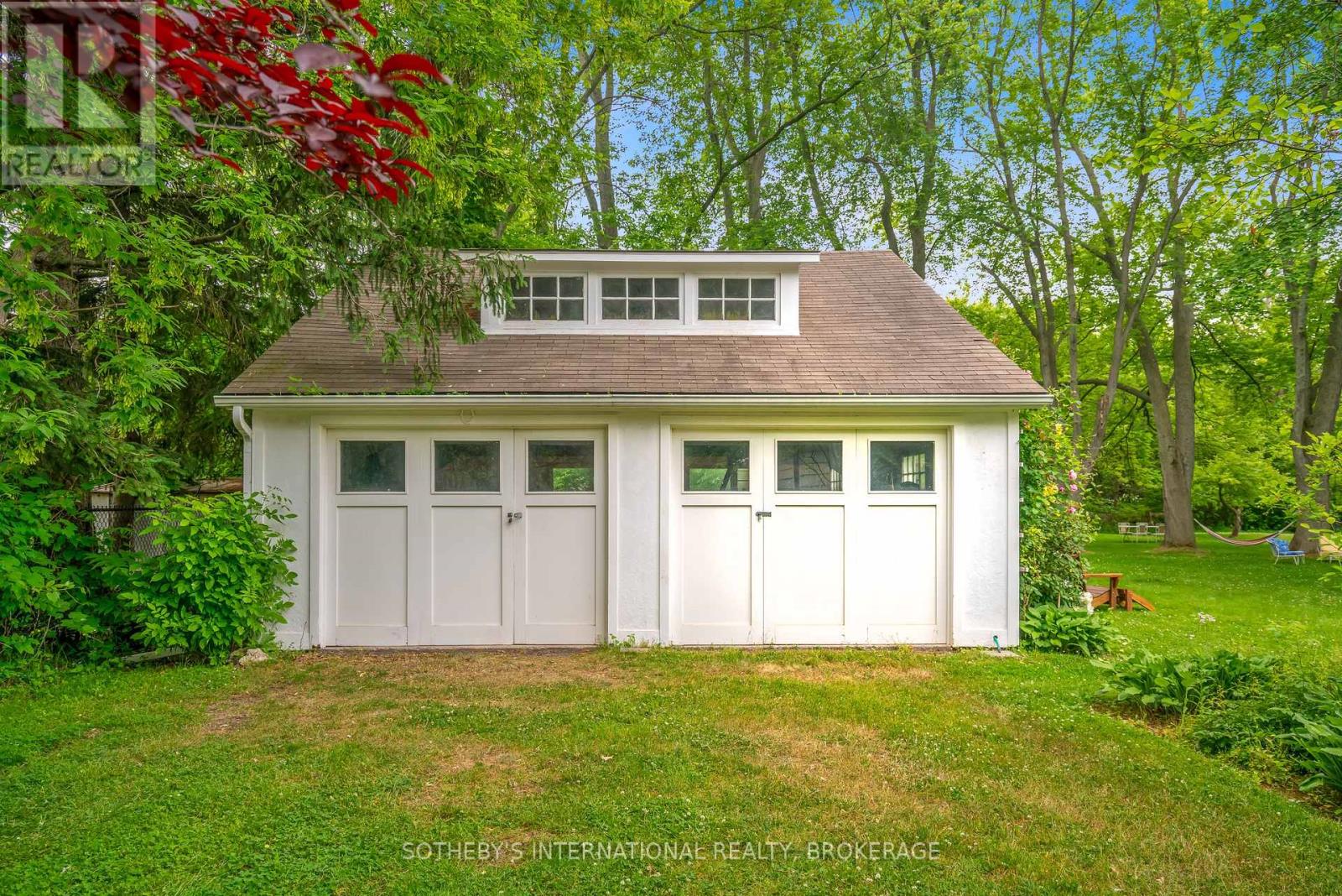 624 Rye Street Property Photo 6