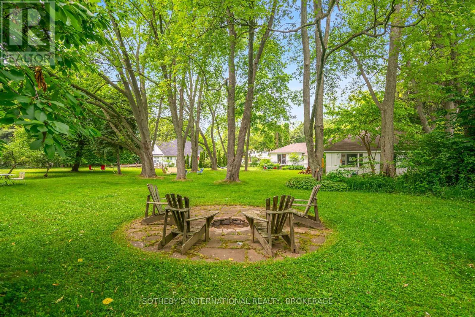 624 Rye Street Property Photo 12