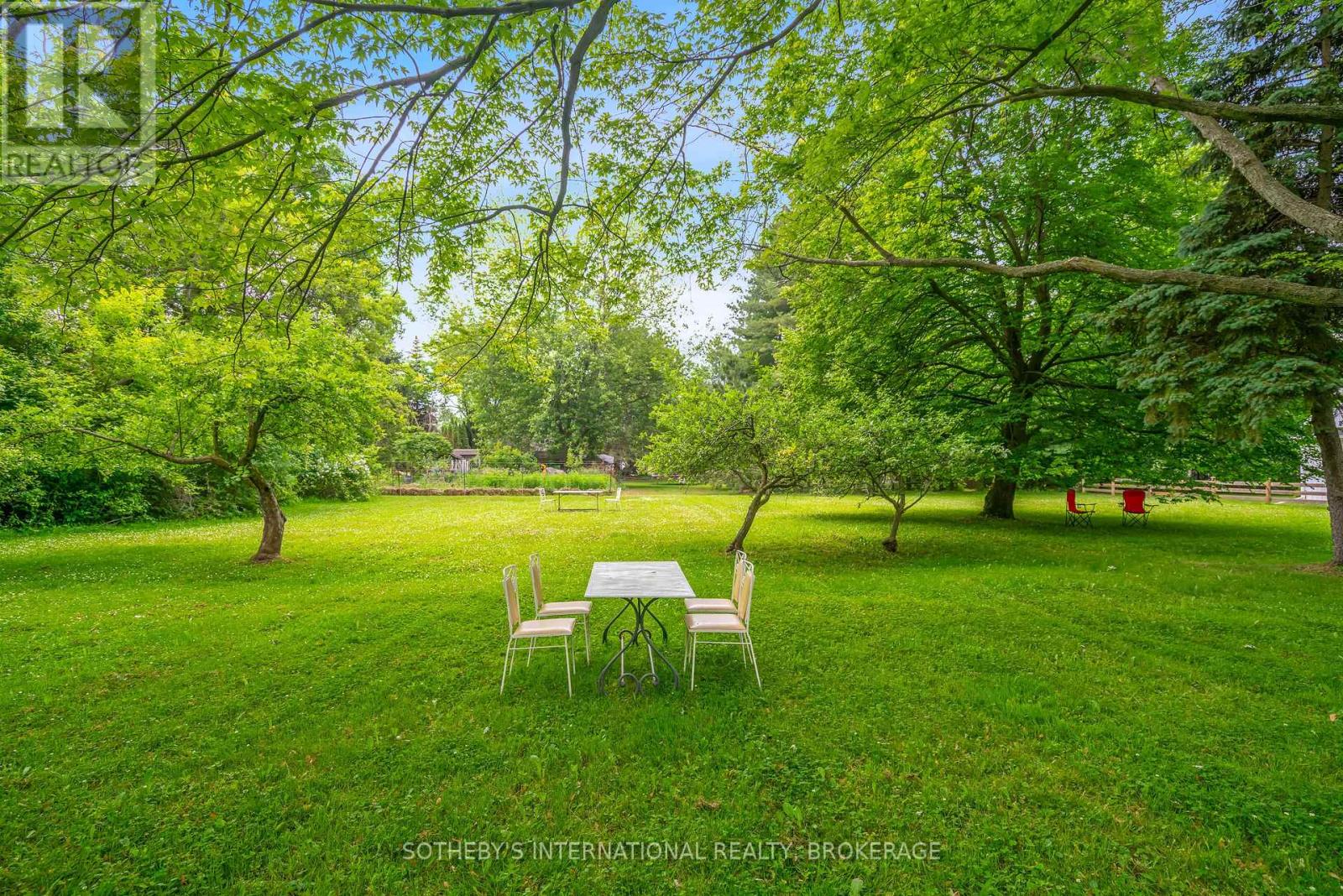 624 Rye Street Property Photo 13