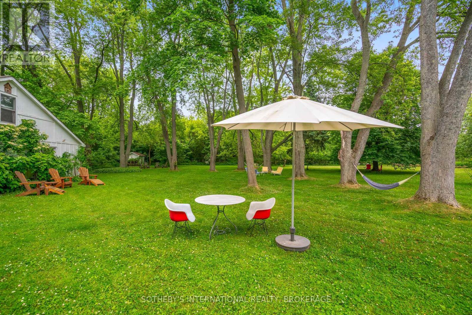 624 Rye Street Property Photo 16