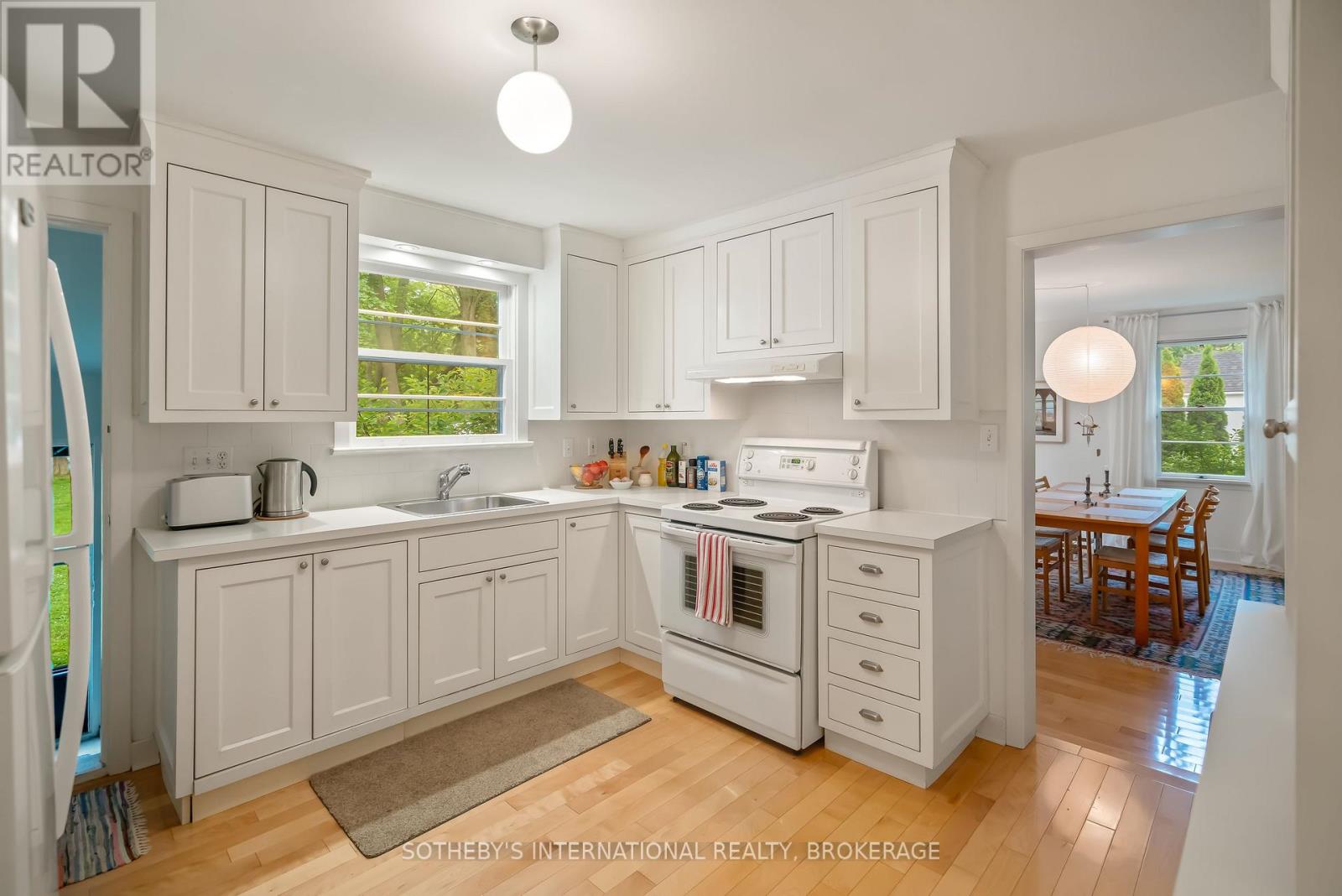 624 Rye Street Property Photo 29