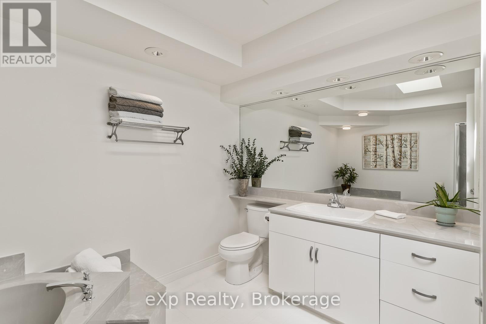 900 Berford Street Property Photo 23