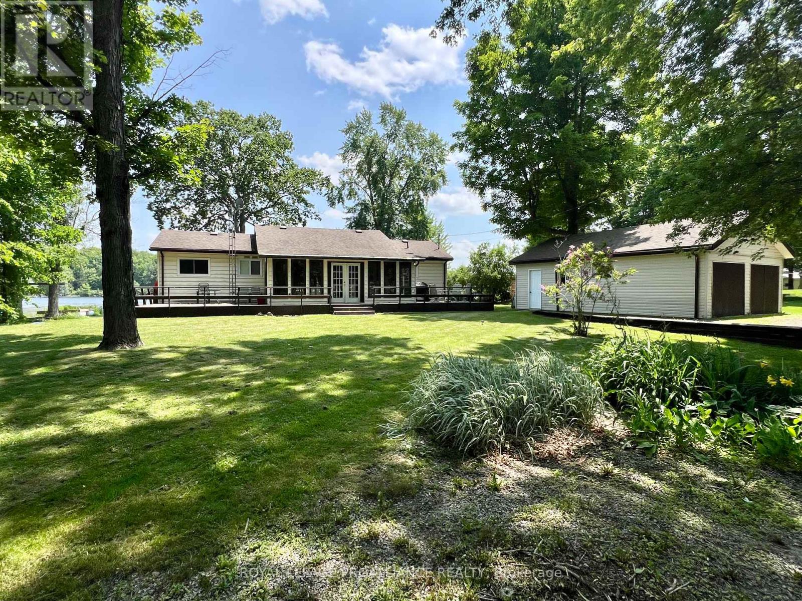 579 PINE POINT LANE