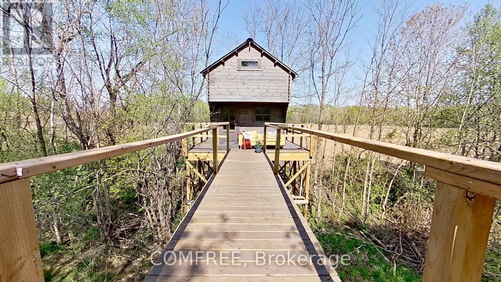 375500 37th Line Property Photo 1