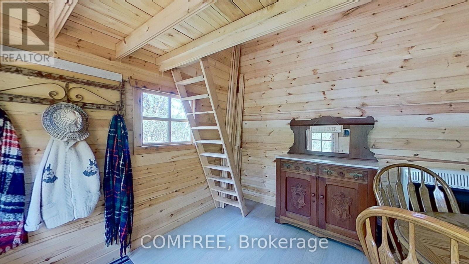 375500 37th Line Property Photo 5