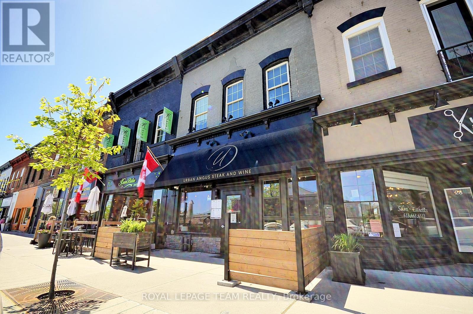 26 Elgin Street W Property Photo 3