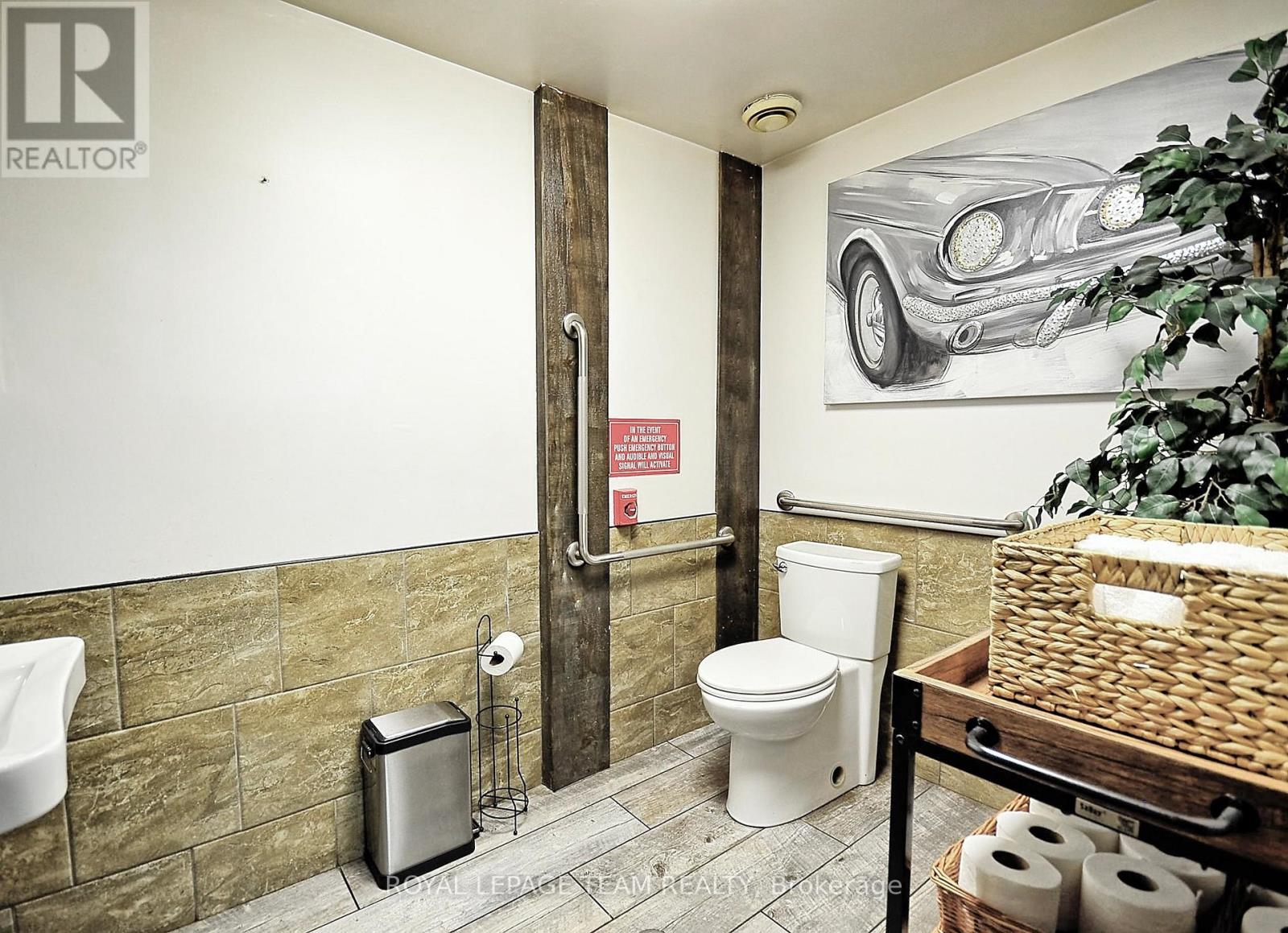 26 Elgin Street W Property Photo 13