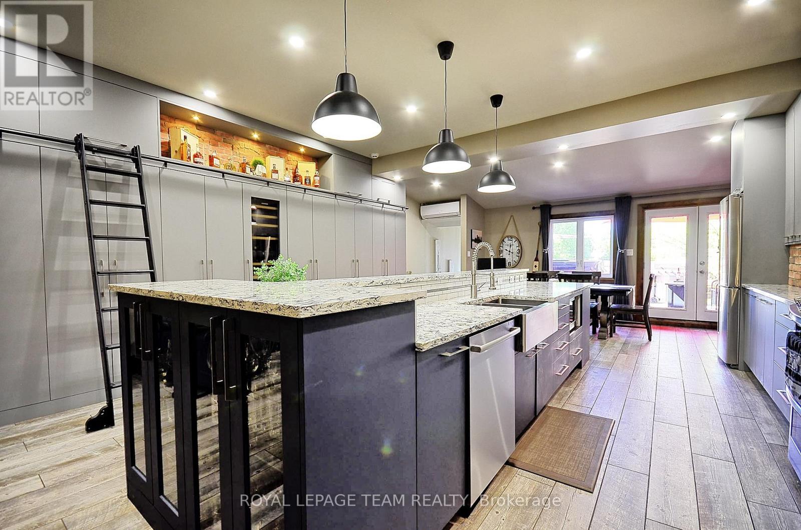 26 Elgin Street W Property Photo 31