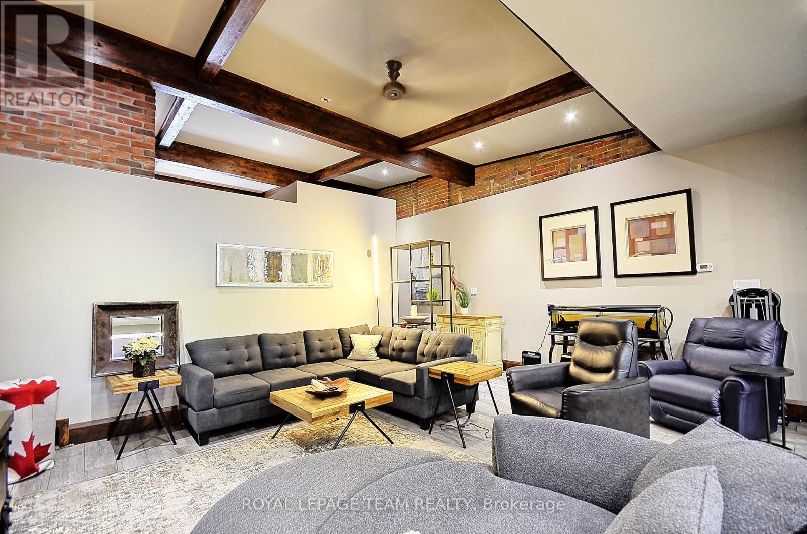 26 Elgin Street W Property Photo 36