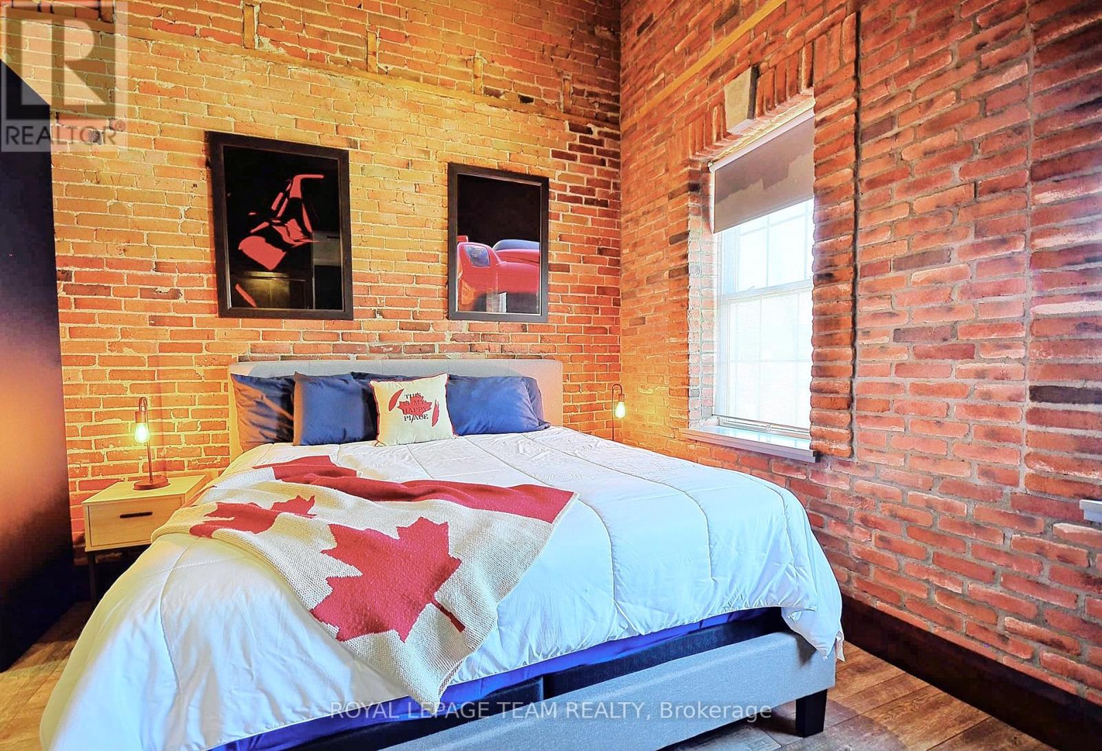 26 Elgin Street W Property Photo 43