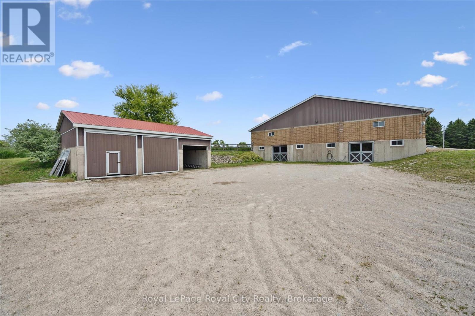 5072 Wellington 32 Road Property Photo 10